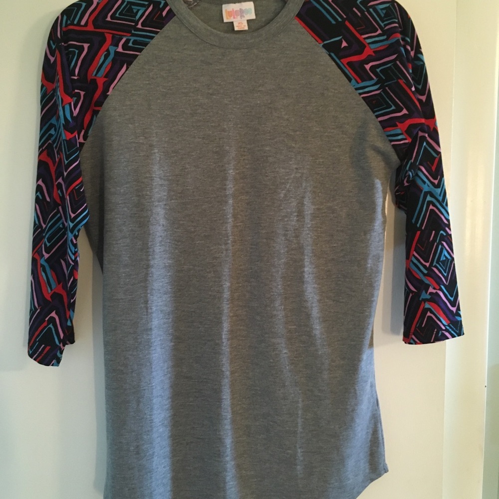 Lularoe bundle! EUC Two Randy shirts, size XS